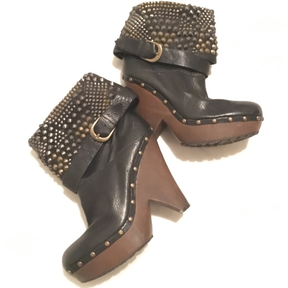Wedge Spiked Boots